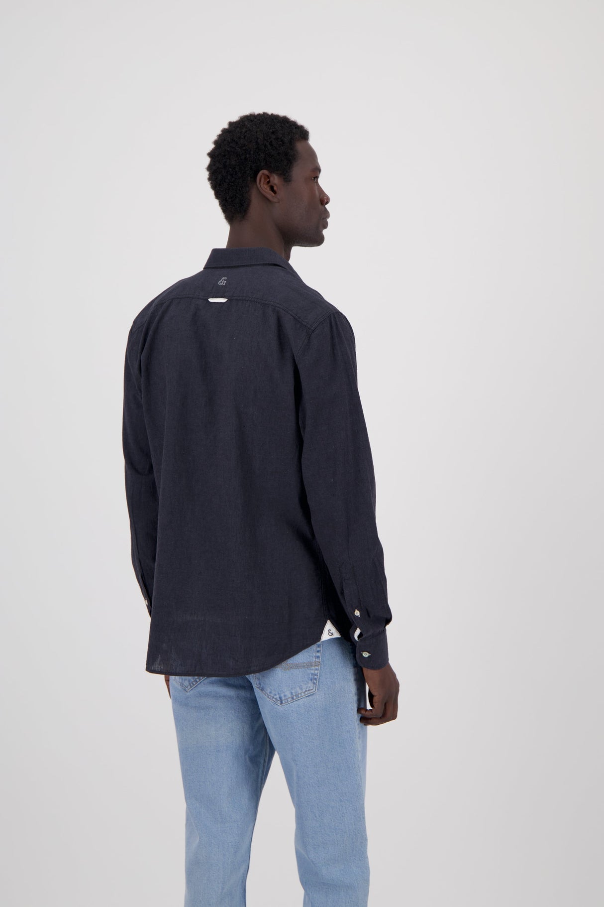 Hemd Leinen Blend - Anthracite von Colours & Sons - Hemd
